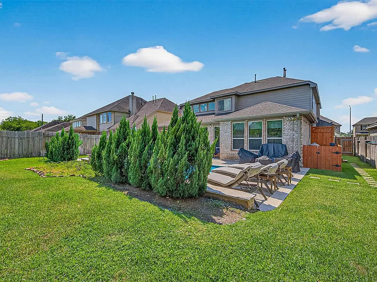 2918 Golden Honey Ln