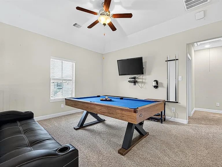 2918 Golden Honey Ln