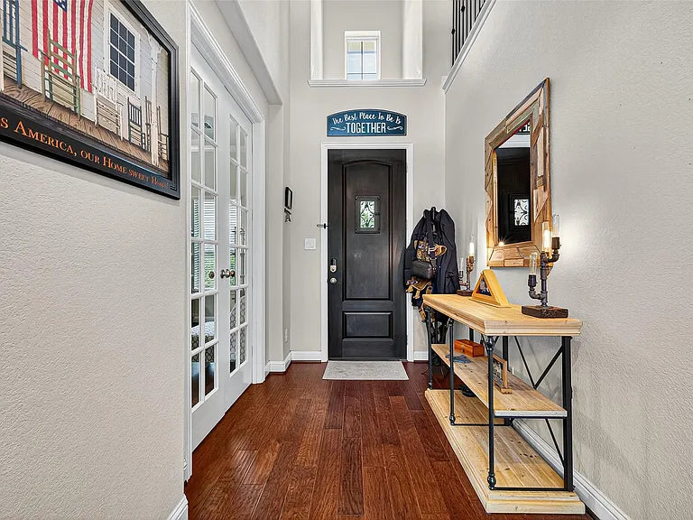 2918 Golden Honey Ln